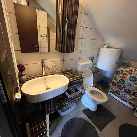 Stan Sa Pogledom Na Grad